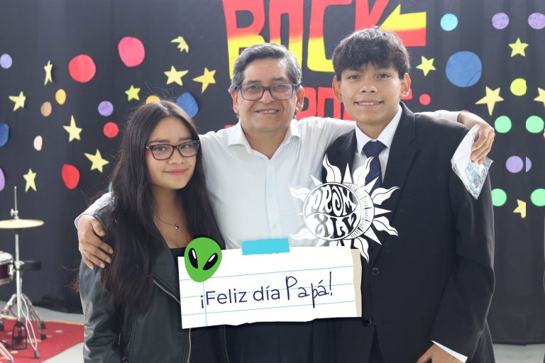 Feliz día Papás Santarritenses